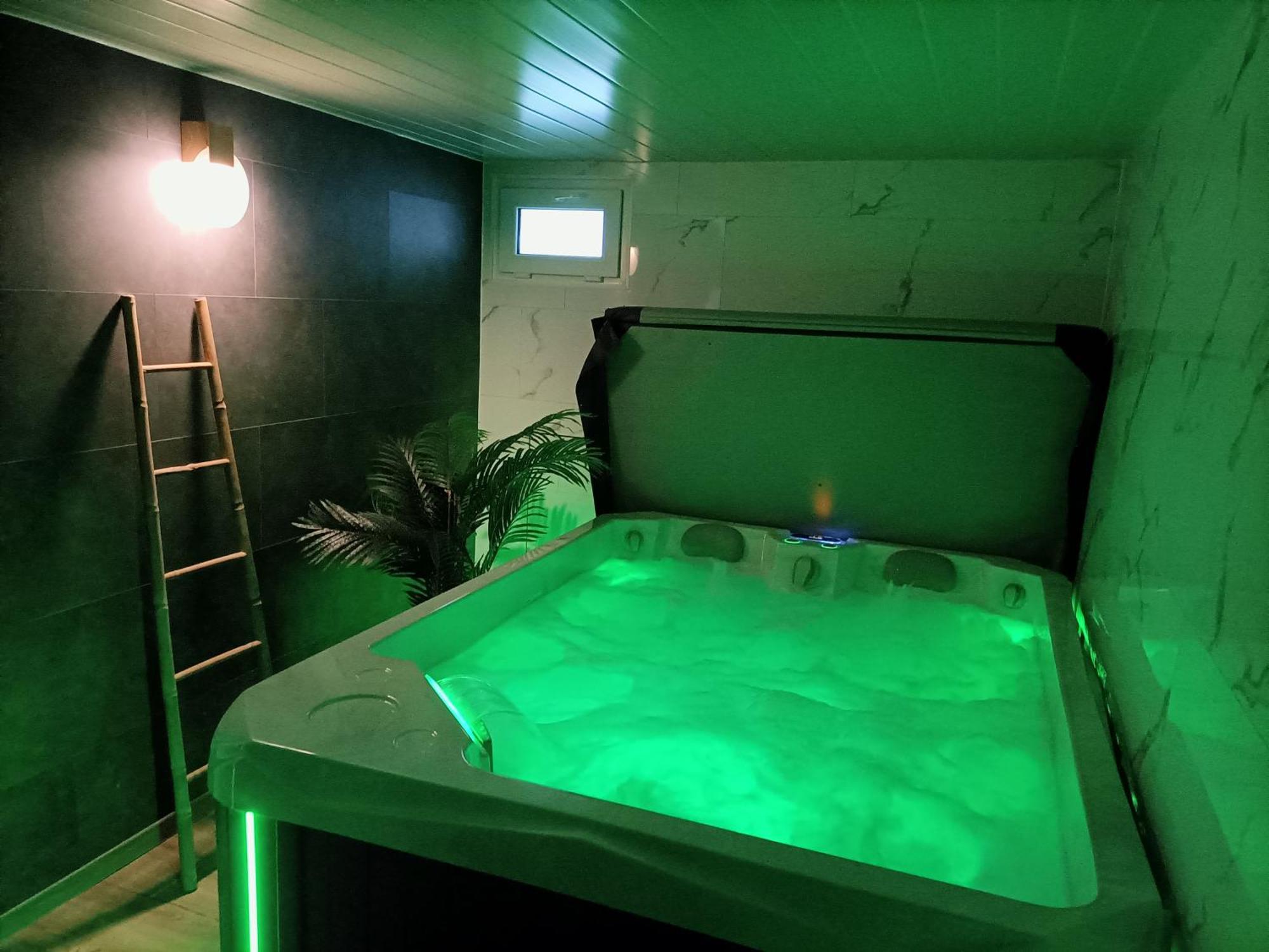 Spa Privatif A 50M De La Plage - Studio Мер-ле-Бен Екстериор снимка